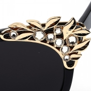Women's Fashion Plastic Resin Rhinestone Cat Eye Sunglasses