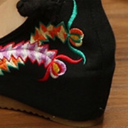 Women's Embroidery Platform Wedge Heels Old Beijing Shoes