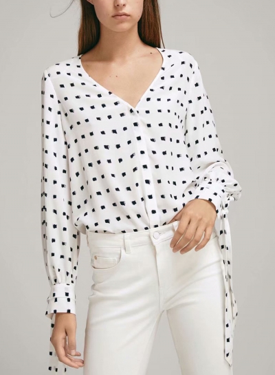 White Women's Printed V Neck Long Sleeve Slim BUtton Down Shirt With Bow